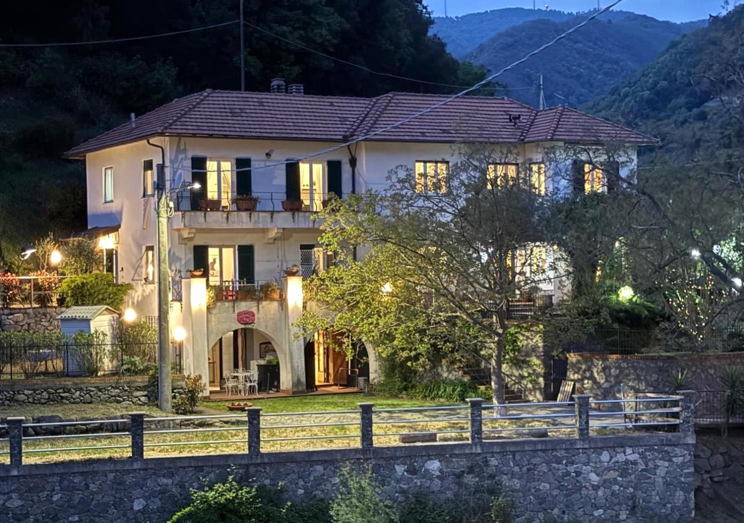 Апартаменти La Casa Sul Fiume Альбізола-Суперіоре Екстер'єр фото